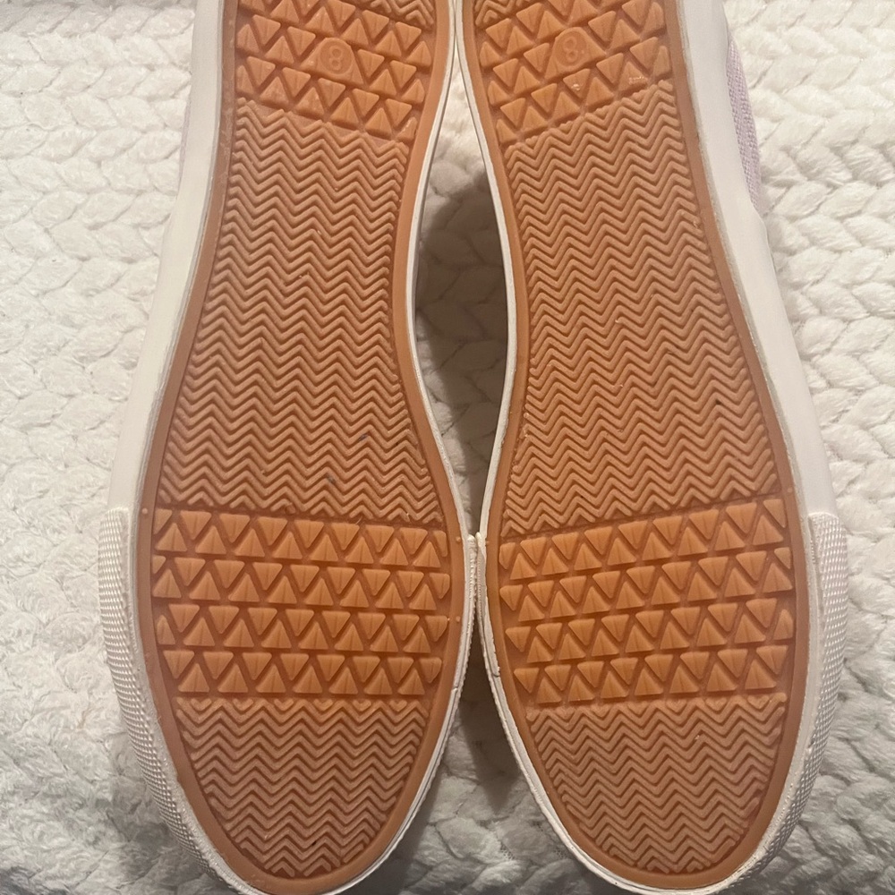 Universal Thread Light Purple Canvas Sneakers - Picture 9 of 14